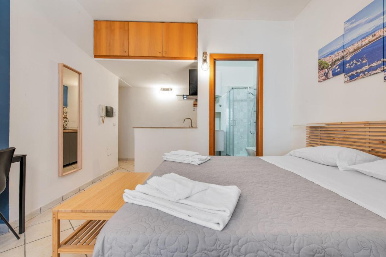 Spaccanapoli - Fully Equipped Studio Εξωτερικό φωτογραφία