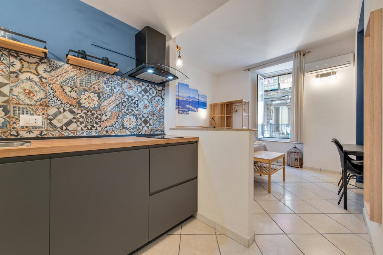 Spaccanapoli - Fully Equipped Studio Εξωτερικό φωτογραφία