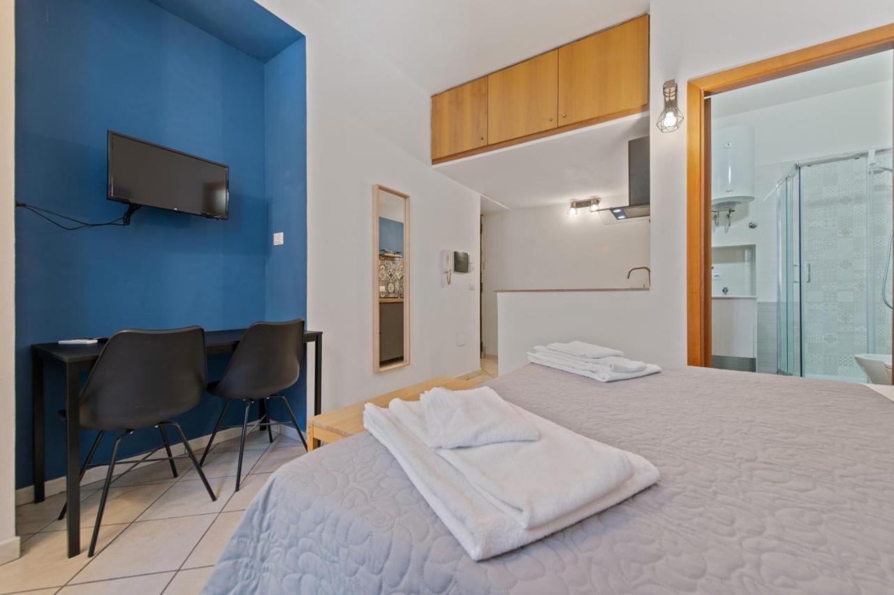Spaccanapoli - Fully Equipped Studio Εξωτερικό φωτογραφία